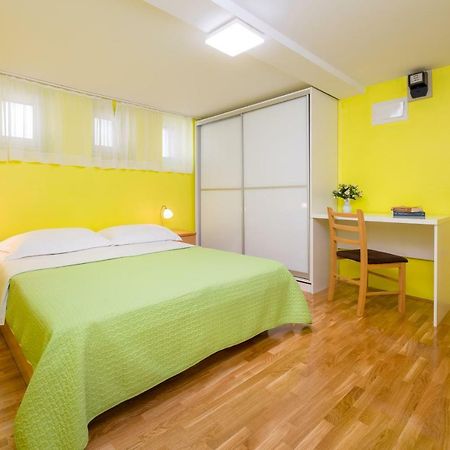 ספליט Apartment Medak City Center Nena מראה חיצוני תמונה